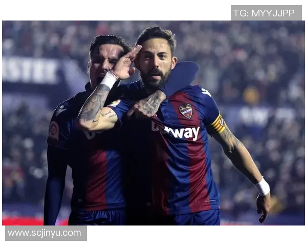 西甲焦点战波尔图与那不勒斯激战成平引发争议判罚引爆全场气氛